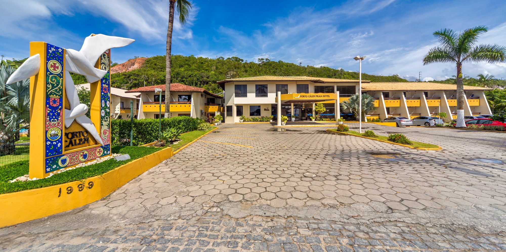 Porto Calem Praia Hotel Порту-Сегуру Экстерьер фото